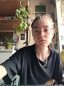 Shy Bamby online show from 06-26-26, 07:46