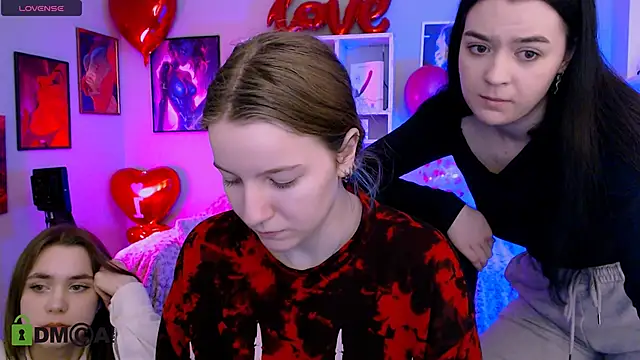 monica xcx online show from 02-14-26, 10:34