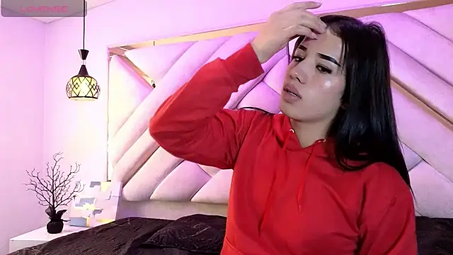 zoevg online show from 04-21-26, 01:06