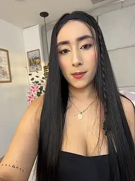 IvonneOwen online show from 07-04-26, 11:22