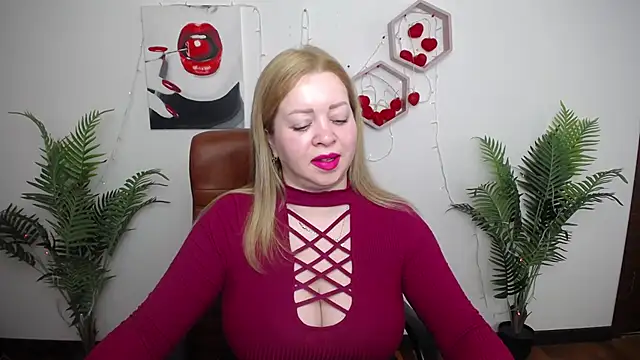 OliviaVerr online show from 04-24-26, 01:02