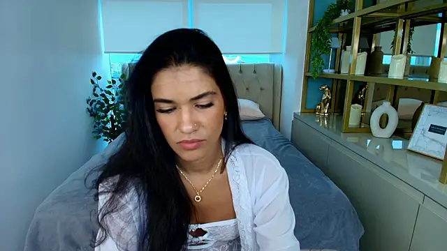 Maxine Spencer online show from 02-02-26, 07:56