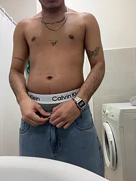 Yourmxnn online show from 03-04-26, 07:09