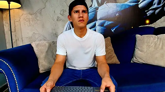 Atlas desire online show from 03-06-26, 07:21