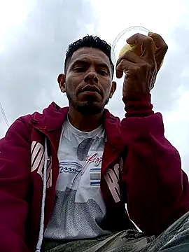 Snapshot of adambrosk_08 chatting on 01-12-26, 07:41 adambrosk 08 online show from 01-12-26, 07:41