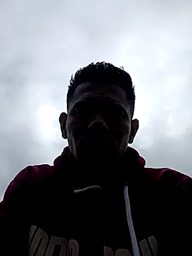 Snapshot of adambrosk_08 chatting on 01-14-26, 08:14 adambrosk 08 online show from 01-14-26, 08:14