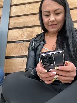 nathacha1230 online show from 04-17-26, 08:12