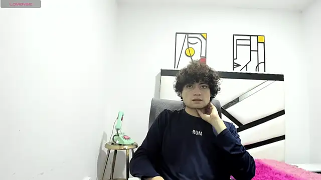 Snapshot of SHAW_FROSTE chatting on 01-13-26, 10:15 SHAW FROSTE online show from 01-13-26, 10:15