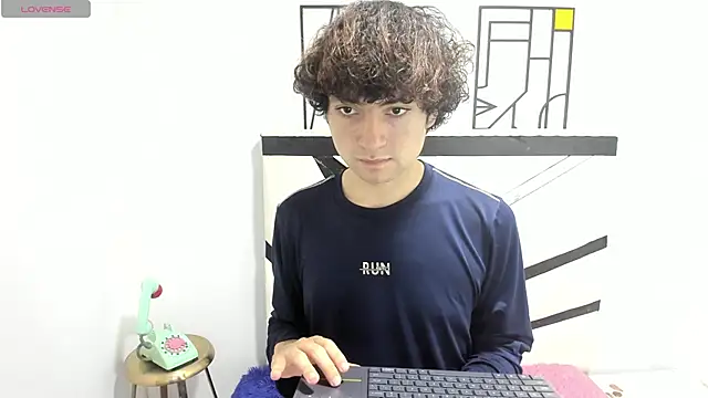 Snapshot of SHAW_FROSTE chatting on 01-15-26, 10:46 SHAW FROSTE online show from 01-15-26, 10:46