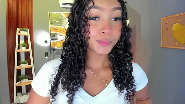 ailann  online show from 04-08-26, 07:36