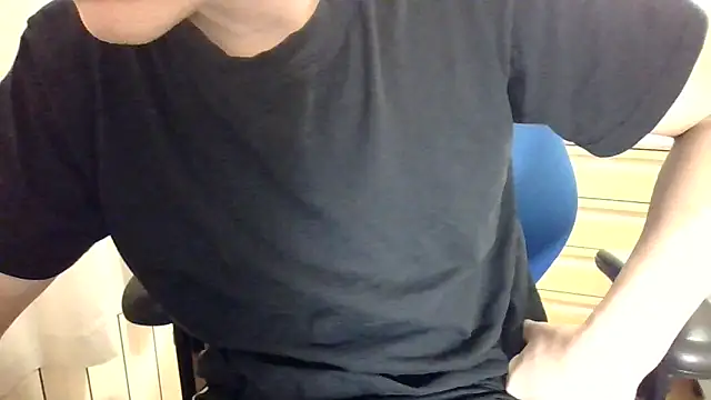 Snapshot of misteryboi chatting on 03-04-26, 12:44 misteryboi online show from 03-04-26, 12:44