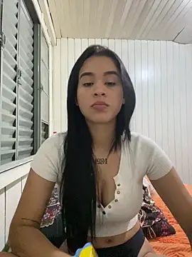 Snapshot of aslhey_sandova chatting on 03-21-26, 10:35 aslhey sandova online show from 03-21-26, 10:35