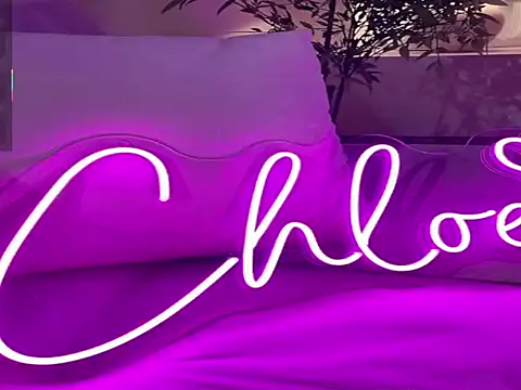 Chloe bigcock online show from 01-13-26, 06:13