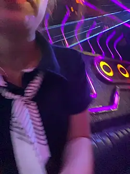 Angela loveee online show from 04-17-26, 05:21