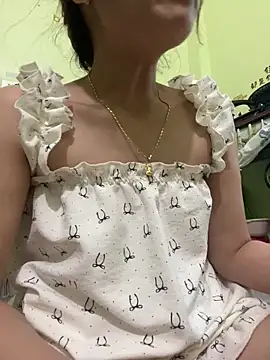 Snapshot of Angela_loveee chatting on 05-16-26, 03:58 Angela loveee online show from 05-16-26, 03:58