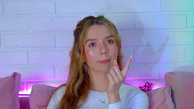 VanessaVienne online show from 02-19-26, 04:19