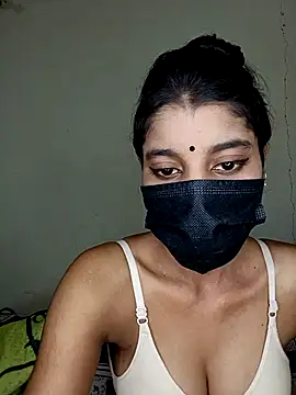 Snapshot of Erotic-Girl chatting on 08-07-26, 05:37 Erotic-Girl online show from 08-07-26, 05:37