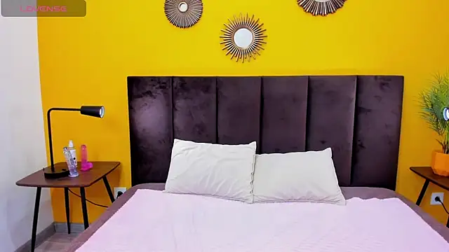 IvyDainty online show from 02-11-26, 01:32