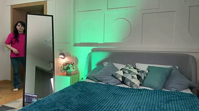  SilkyShadow  online show from 04-22-26, 01:08