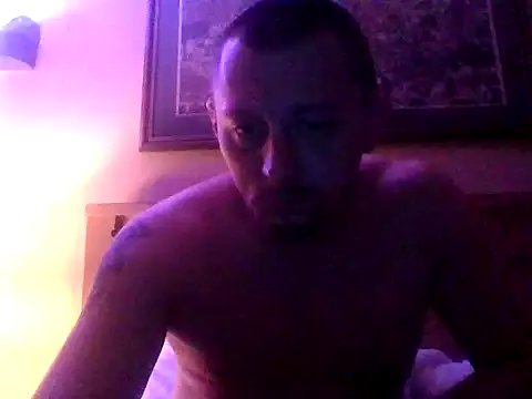 Snapshot of superfly9469xxx chatting on 01-09-26, 10:40 superfly9469xxx online show from 01-09-26, 10:40