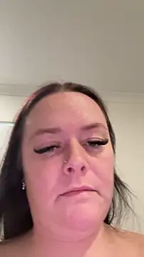 carinabro10 online show from 06-07-26, 03:43