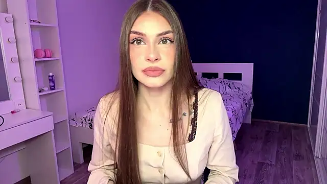 Snapshot of MachelleSpader chatting on 03-05-26, 08:32 MachelleSpader online show from 03-05-26, 08:32