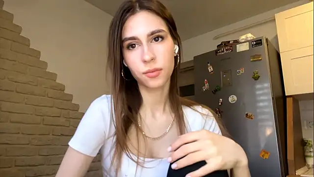 ElsieKuhlmann online show from 03-10-26, 05:12