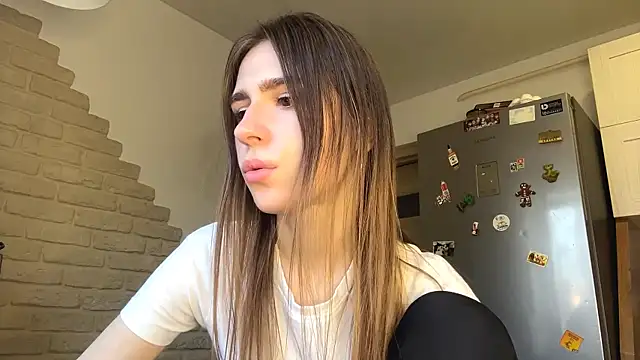 ElsieKuhlmann online show from 03-19-26, 05:11