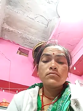 Snapshot of Sonam15884 chatting on 01-18-26, 10:13 Sonam15884 online show from 01-18-26, 10:13