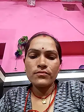 Snapshot of Sonam15884 chatting on 04-25-26, 03:20 Sonam15884 online show from 04-25-26, 03:20