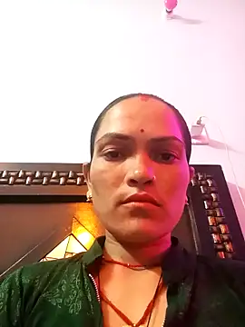 Snapshot of Sonam15884 chatting on 05-06-26, 01:27 Sonam15884 online show from 05-06-26, 01:27