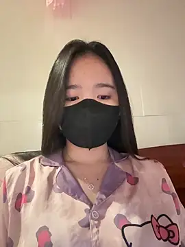 Gwen879 online show from 03-25-26, 12:27