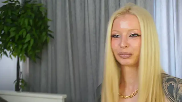 LanaReals online show from 03-04-26, 08:09