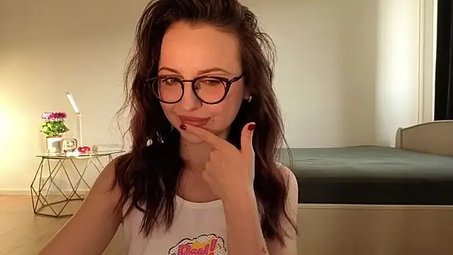 Satin Sin online show from 05-04-26, 05:09