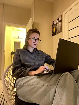 Snapshot of Persephone_Kore chatting on 01-08-26, 05:37 Persephone Kore online show from 01-08-26, 05:37