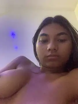 GeorgiandCoi online show from 04-10-26, 12:32