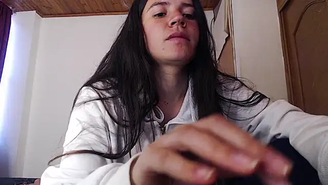 Shanel Lozano online show from 04-22-26, 10:11