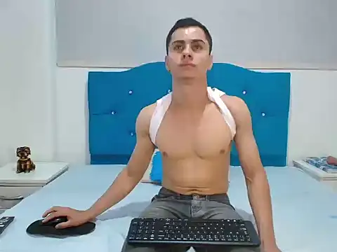 LeoMonnroe online show from 01-17-26, 02:22