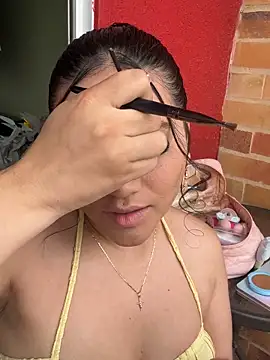 Veronica Wins  online show from 04-09-26, 05:07