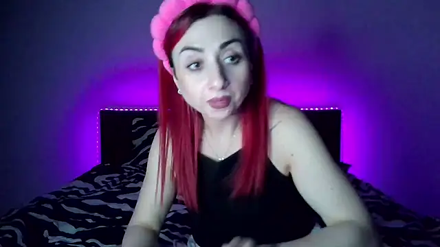 Snapshot of JessicaShorty4U chatting on 05-08-26, 07:08 JessicaShorty4U online show from 05-08-26, 07:08