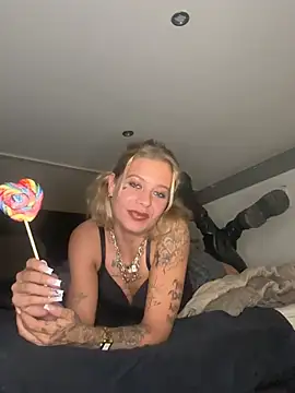 Zungenlolly quinn online show from 01-15-26, 09:07