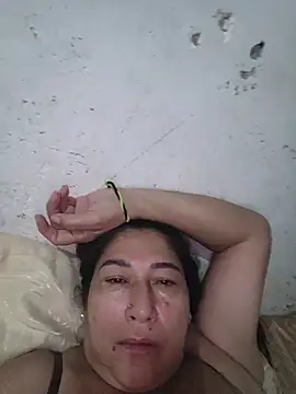 PatriciaGrajales online show from 06-17-26, 01:23