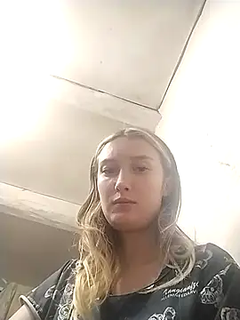 Olivia Kis online show from 01-13-26, 02:22