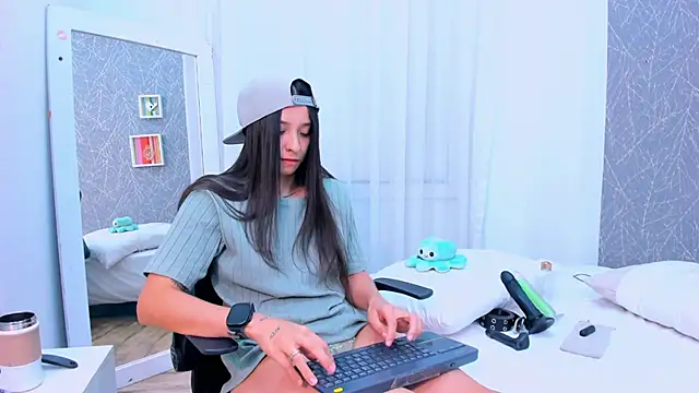 ViictoriiaSaenz online show from 03-25-26, 05:02