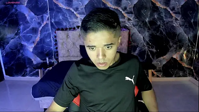 Snapshot of samu_blakee chatting on 01-09-26, 02:53 samu blakee online show from 01-09-26, 02:53