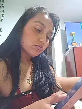 Snapshot of LunaRouuse_ chatting on 06-15-26, 10:23 LunaRouuse online show from 06-15-26, 10:23