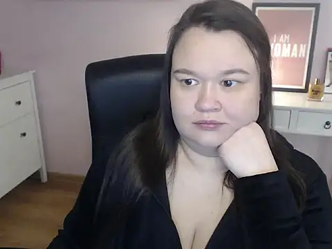 HollyDanceSoul online show from 02-10-26, 05:22