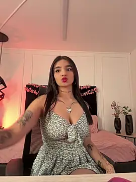 Abriil cutee online show from 04-08-26, 02:06