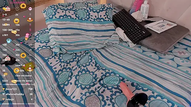 Miaaffox online show from 02-07-26, 07:56