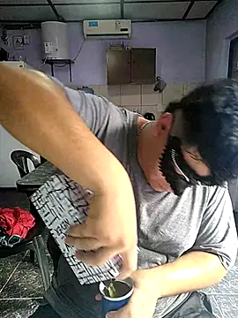 Snapshot of gitano19cm chatting on 03-29-26, 08:31 gitano19cm online show from 03-29-26, 08:31